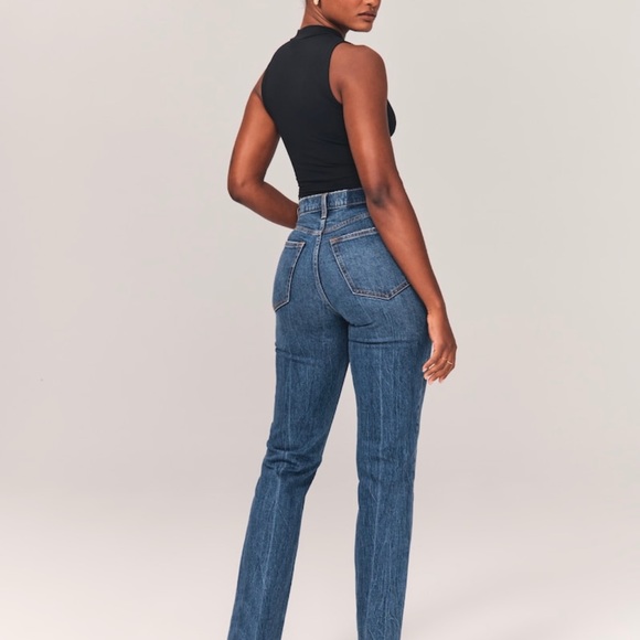 ❤️SOLD❤️ New women’s Abercrombie jeans - Picture 2 of 9